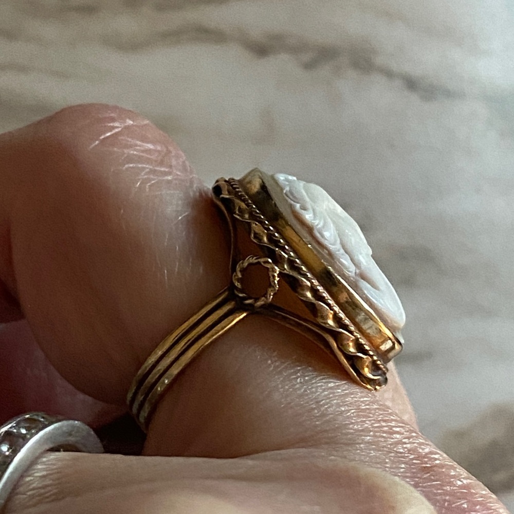 (NFS / NFT) 14K + Victorian Shell Cameo Ring circa 1840, size 7 - Picture 6 of 17